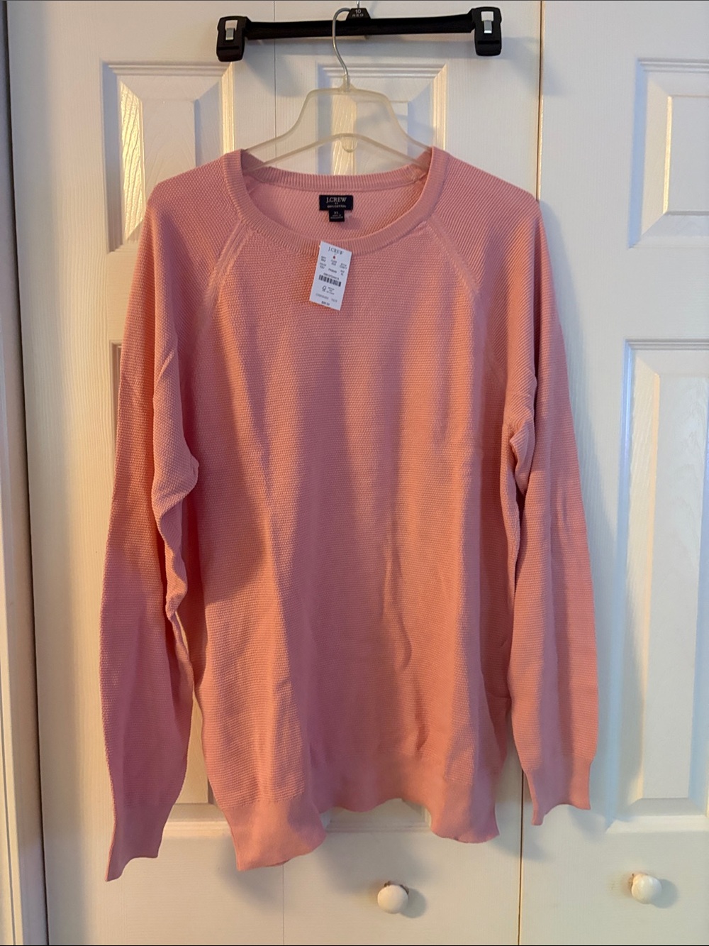 615 J. Crew Men’s Pink Crewneck Sweater